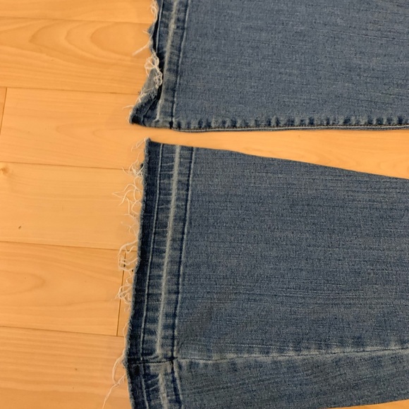 BILLABONG JEANS -- SIZE 0 - Picture 5 of 6